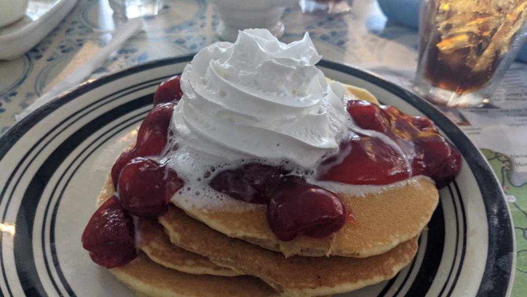 Mama Steve's House of Pancakes Williamsburg VA Review Green Vacation